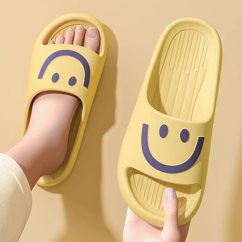 Men Shoes On - Smiley Face Cloud Slippers Women Men
